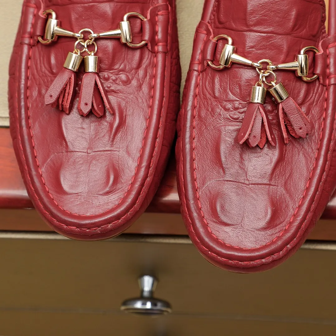 Men's shoes💰360💰🕷🕷️【 GUCCI 】Gucci's best-selling trendy men's casual slip-on shoes 🇨🇳Official website original 1:1 mold 💯Original quality, fine workmanship ☘Fashionable and versatile, perfect shape, comfortable on the feet 🍓Trendy men's recommended model, imported cowhide on the top layer 🎋High-quality pigskin lining, rubber wear-resistant and non-slip outsole, high-end atmosphere, worth owning 🍉Optional 38-44